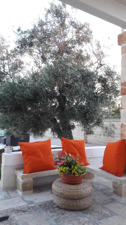 La Dimora Dei Conti Bed & Breakfast Collemeto Exterior foto
